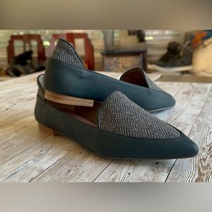 Women’s | MI.IM "BLAKE" CHEVRON BUSINESS FLAT -- BLACK - SIZE 6